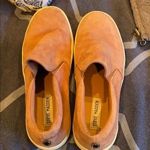Steve Madden Slip on